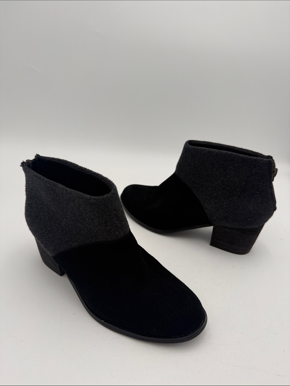 Toms Black Charcoal Two-Tone Ankle Booties 8.5 casual wool upper casual fall Y2K